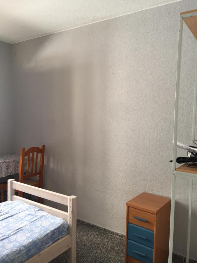 Habitacion Renfe Аликанте Екстериор снимка