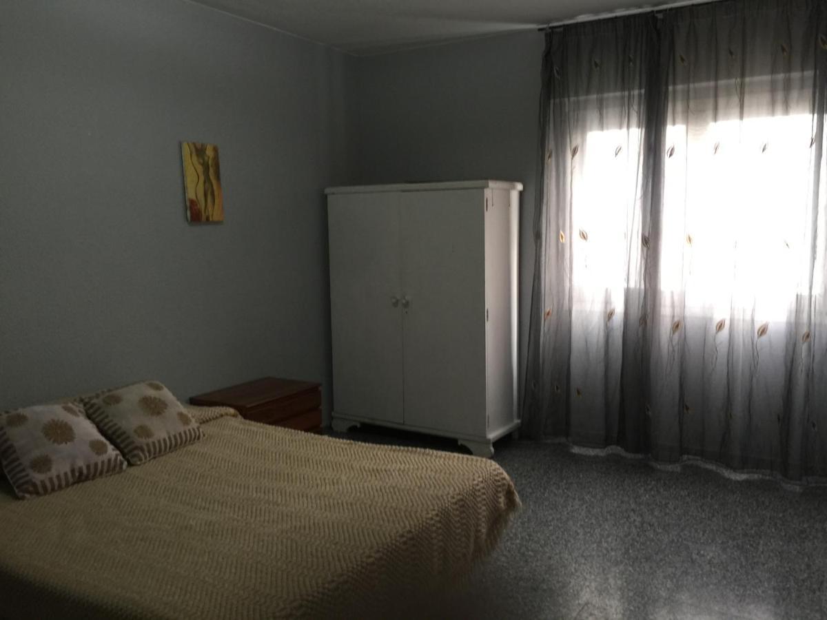 Habitacion Renfe Аликанте Екстериор снимка
